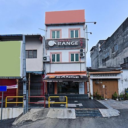 Super Oyo 992 Orange Hotel Куала-Пилах Экстерьер фото
